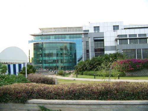 SAP Campus (bangalore_100_1327.jpg) wird geladen. Eindrucksvolle Fotos von der indischen Halbinsel erwarten Sie.